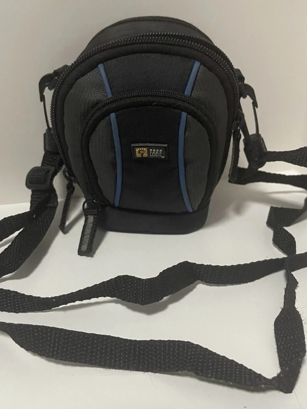 Case Logic Camera Case Padded Black And Blue W/ Belt Loop & Strap 3 Zip Pouch